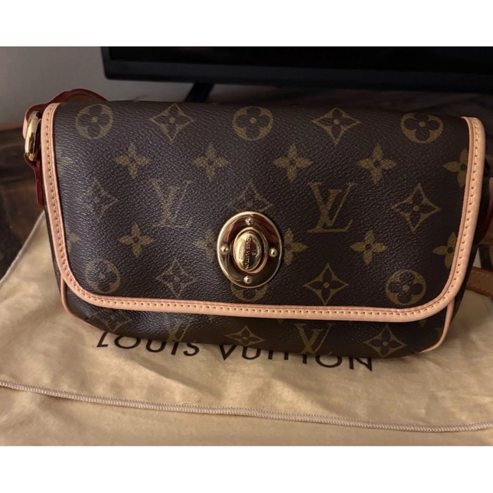 LOUIS VUITTON Tikal PM Monogram Canvas Crossbody Bag stunning condition